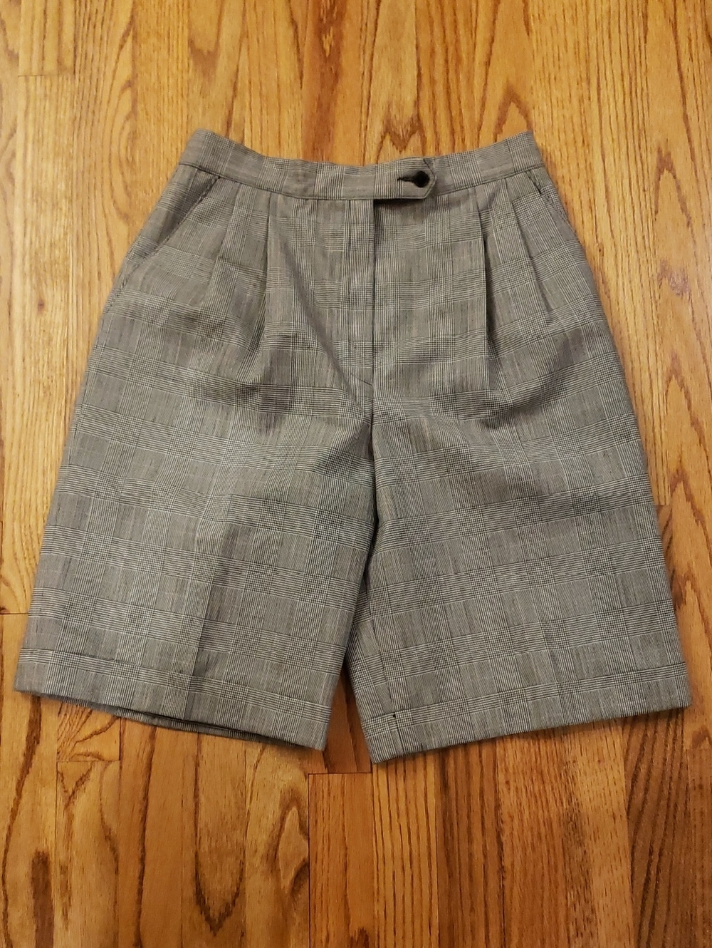 Vtg Alex Hi-waist Pleated Lined Wool Bermuda Shorts Size: 8